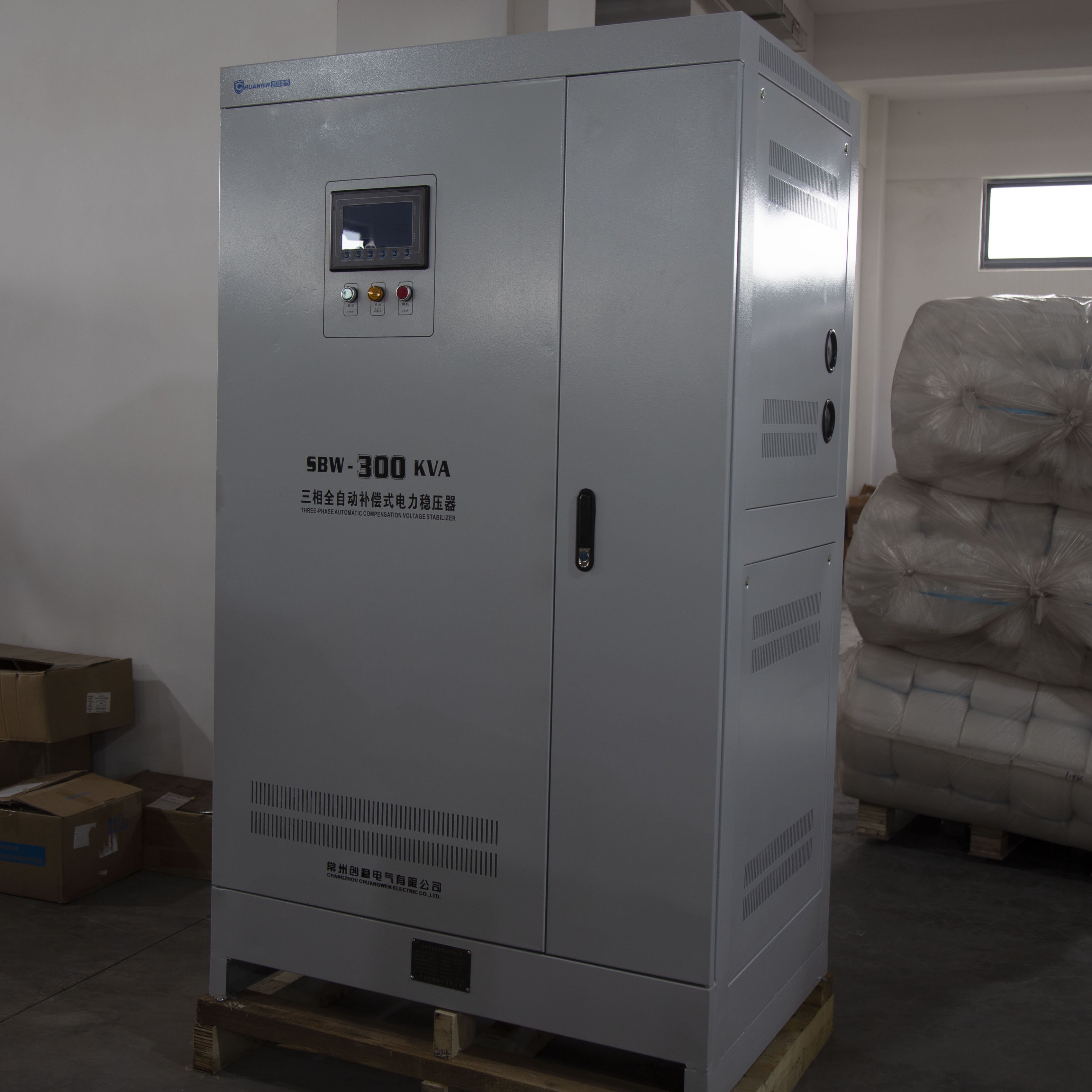 三相大功率全自動補償式穩壓器